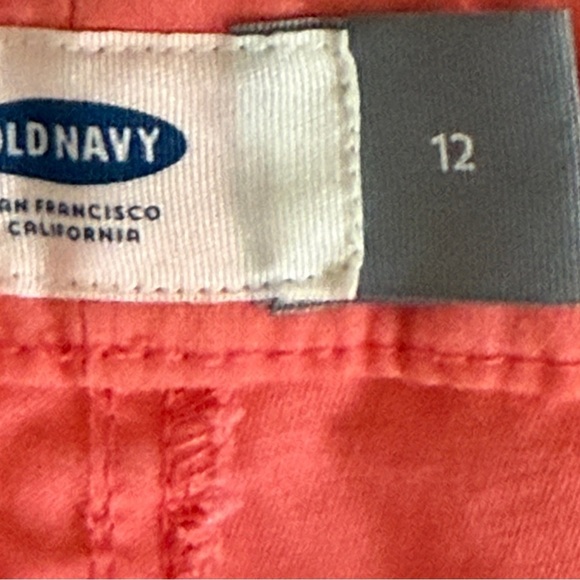 Old Navy tomato color Bermudas Vibrant Cotton Style - Picture 9 of 10